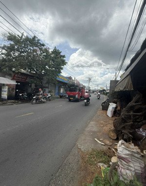 chính chủ cần bán đất 2 mt đường điểu xiển vị trí đắc địa phù hợp kinh doanh đa ngành nghề