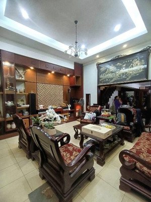 bán nhà lô góc kđtm đại kim, vỉa hè rộng, kinh doanh sầm uất, mật độ dân cư cao, 47 tỷ, 80m2