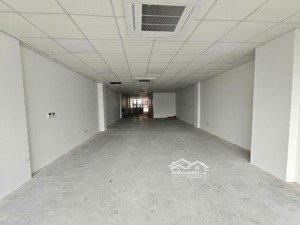 cho thuê văn phòng 150m2 tại ngọc lâm, long biên, hà nội, chỉ với 20 triệu vnd