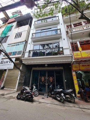 bán nhà phân lô hoàng cầu - cực đẹp - ngõ 3 oto tránh- 4 tầng. giá 14,5 tỷ