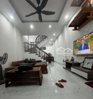 bán nhà đường tây mỗ - 41m2 - nhà đẹp - full nội thất - 2 thoáng - 6.35 tỷ