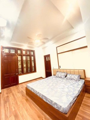 hào nam - dân xây - trước nhà 3m, 50m ra phố chính - 40m2 9,4 tỷ