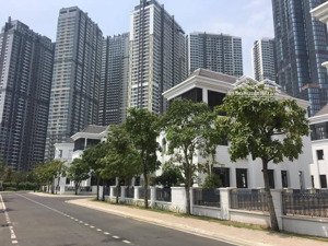 bán gấp bt vinhomes central park 199 tỷ 275m2, sổ hồng full nội thất mới 60 tỷ. lh: 