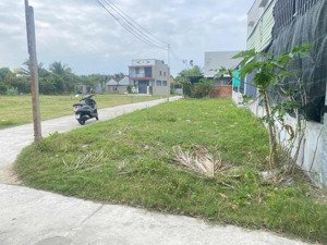 cần tiền bán lô đất phường ninh quang 2 mặt tiền cách quốc lộ 20m chốt giá siêu tốt trong tháng