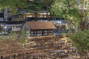 cho thuê nhà sân vườn mặt tiền trần bạch đằng , 600m2 , ngang 30m , gọi văn phú