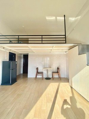 duplex tách bếp ban công thoáng full nội thất nằm ngay trung tâm bình thạnh gần các trường đại học