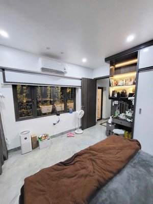 hàng hiếm nhà 4 tầng lô góc cực đẹp him lam hùng vương đường 11m