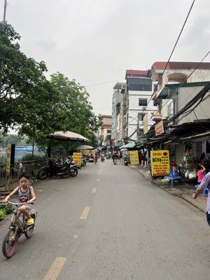 bán nhà phố 2 mặt tiền ngã tư sở 