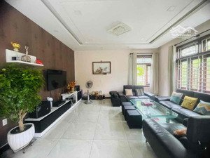 siêu phẩm biệt thự nam việt á - gần sông, gần biển - ngang 18m - giá chỉ 28, x tỷ