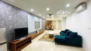 bán căn hộ chung cư khu p ciputra, 145m2 hàng xóm văn minh, khu an ninh tốt. giá 9.6 tỷ