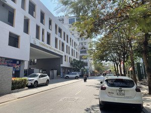 bán nhanh nhà vip nghĩa đô, cầu giấy _ phân lô vip đường rộng 20m _ 80m2/5t chủ chào 33tỷ