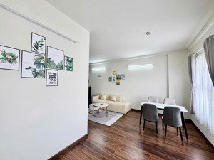chính chủ cho thuê căn 51m2 ehome tầng cao view đông nam full nội thất mới giá tinh 5,5tr/tháng