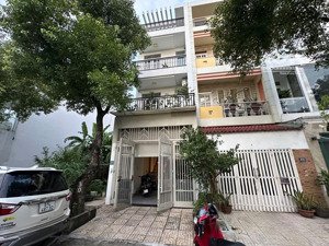 (hiếm bán) nhà mặt tiền tân phong, đường 14m - 4pn sát bên phú mỹ hưng - giá tốt 13.9 tỷ