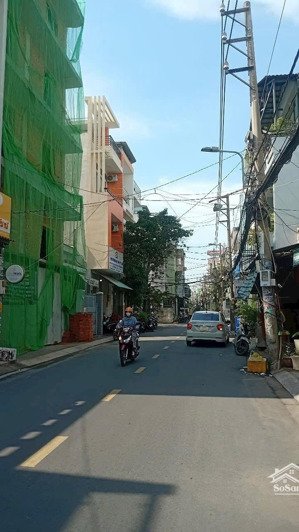 bán gấp siêu phẩm nhà 3 tầng đúc 99m2 (4.5m x 23m), gần cv đầm sen, hẻm xe tải 8m, chỉ 10.99 tỷ