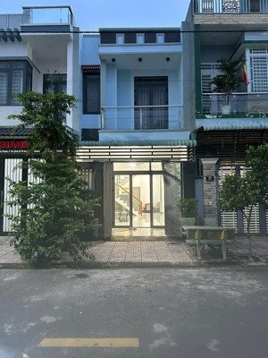 chủ kẹt tiền hạ giá bán gấp căn nhà tầm huyết giá quá rẻ