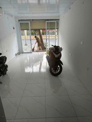 cho thuê mặt bằng kinh doanh đường nguyễn phong sắc, nghĩa tân dt 40m2