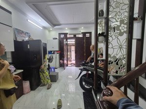 chính chủ bán nr 33m2, 6,78 tỷ, 3pn + 4wc, trương định, tương mai, hoàng mai, hà nội