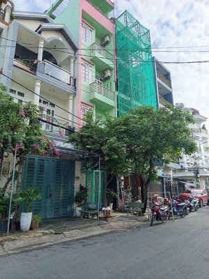 bán nhà mt lê văn phan, tân phú gần vườn lài, 105,6m2 (4x26) 5 lầu, thang máy chỉ 12.9 tỷ.