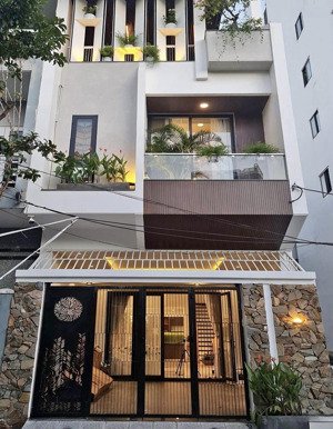 gấp! bán lỗ nhà phạm phú thứ,tân bình.giá: 4,26tỷ/78,4m2(5,6x14m), thu nhập 20tr/tháng, sổ sạch