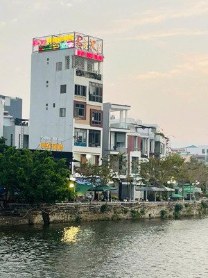 bđs mang thương hiệu "bà xê" nằm tại 1 vị trí thương hiệu ngay tttp quy nhơn