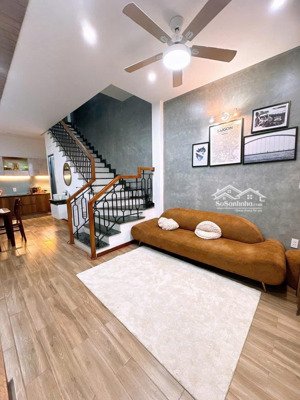 nhà giá rẻ 1,6 tỷ ở đ. nguyễn văn tiết,p.lái thiêu, thuận an cách mặt tiền quốc lộ 13 chỉ 3p đi xe.