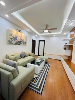 bán căn hộ chung cư phố giảng võ, ba đình, cạnh hồ giảng võ, 100m2, 3pn, giá 6.8 tỷ