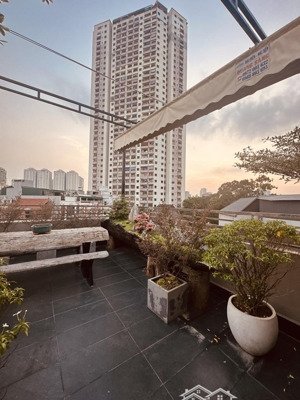 bán nhà bán đảo linh đàm-phân lô oto-50m ra mặt hồ-an sinh tiện ích khỏi bàn-khu vực hiếm nhà bán