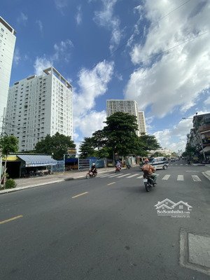 bán lô đất biệt thự kế chung cư pegasuit, bến xe quận 8