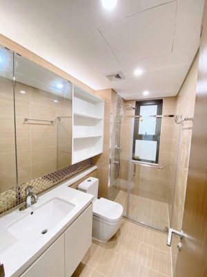 cần bán gấp chung cư tòa b đường nguyễn cơ thạch, kđt mỹ đình 1,dt 86m,2pn,2 vs,căn góc đông nam