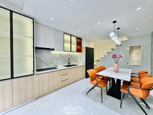 siêu phẩm xây mới nguyên căn ở đường nguyễn thị minh khai, giá lộc lá