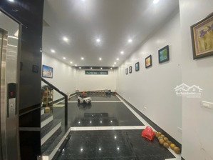 thuê liền kề kinh doanh, văn phòng
