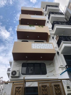 khai trương tòa nhà xây mới sang trọng có thang máy, đường lê lợi - ngay đh cn 4, sân bay tsn