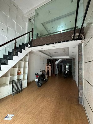cho thuê nhà mặt tiền kinh doanh ngay trung tâm thời trang 378 nguyễn trãi, p.7, q.5