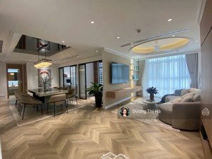 bán scenic valley ,phú mỹ hưng quận 7, 100m2 có ô xe. giá 7,5 tỷ.liên hệ ms hà
