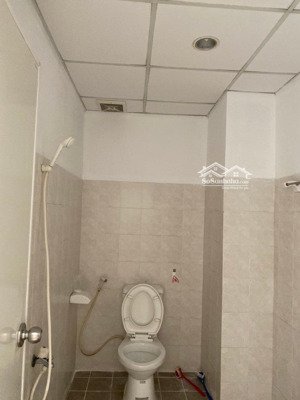 bán căn hộ phú mỹ thuận. 87m2, 3 phòng ngủ, 2 wc. giá 1,88 tỷ (thương lượng nhẹ)