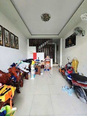 nhà rộng rãi nguyễn cửu đàm phù hợp ở, làm vp, kd online giá cực mềm