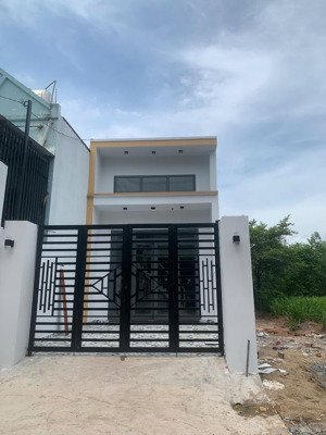 bán nhà riêng gần trường tiểu học thạnh phú, 1,75 tỷ, 82m2, 3pn, 2wc, pháp lý đầy đủ.
