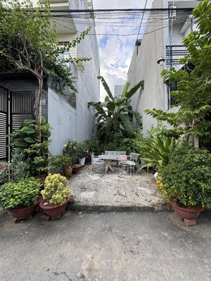 đất đẹp 56m2, sổ riêng, cách đường nguyễn duy trinh khoảng 300m, phường phú hữu quận 9 giá 3 tỷ