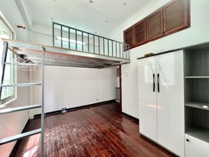 cho thuê căn hộ duplex cửa sổ, full nội thất rộng 35m2, 3ng3xe , gần đại học kinh tế ueh