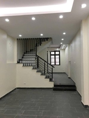 chính chủ cho thuê nhà kđt nam la khê hà đông - 15 triệu có tl