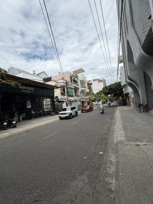 nhà trung tâm thành phố nha trang, 107m giá 8,7 tỷ