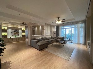 bán căn hộ riverside residence 178m2 nhà đẹp cao cấp, sổ hồng 17 tỷ thương lượng. lh lan 