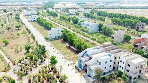 ra gấp nền làng sen sổ đổ giáp khu g1, dt 85 m2 sát khu h, giá chỉ 1.3 tỷ. lh 