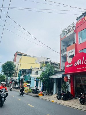 bán nhà mặt tiền tân quý, dt: 5.6x16m, gần gò dầu, đoạn đông đúc, 1 lầu, giá: 14 tỷ tl