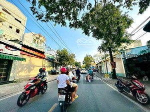 cực phẩm nhà 3 tầng mặt tiền -linh đông , ngang gần 5m - gần vành đai 2 - phạm văn đồng