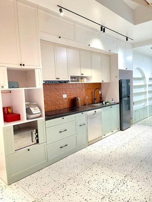 liền kề 2 thoáng, vỉa hè, oto tránh, kinh doanh, chủ để lại toàn bộ nội thất cao cấp