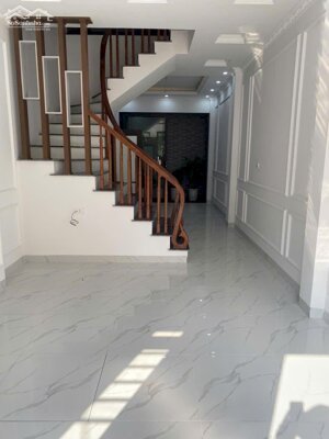 bán nhà tân lập đan phượng 42m oto vào đến cổng