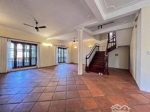cho thuê nhà riêng đặng thai mai, quảng an, tây hồ, hà nội, giá thỏa thuận, 150m2