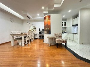 chính chủ bán căn hộ nguyễn hoàng, 100m2, 3 ngủ, sàn gỗ xịn, ko sổ, chỉ có hđmb, giá rẻ chỉ 3 tỷ 8