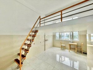 cho thuê phòng trọ gác không giới hạn người ở - cửa sổ thoáng mát ánh sáng nhiều